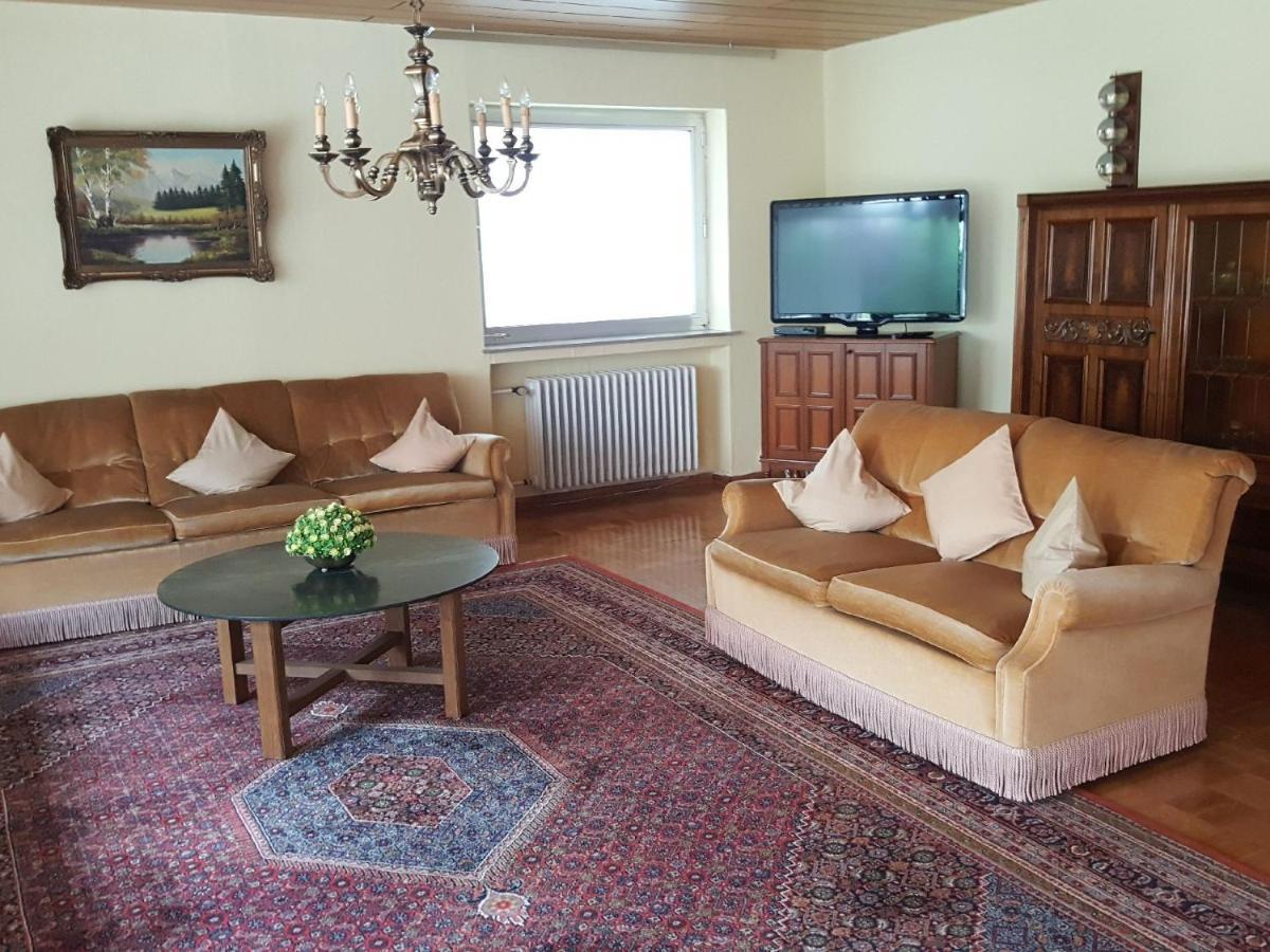 Ferienwohnungen Am Finkenweg Bestwig Exterior foto