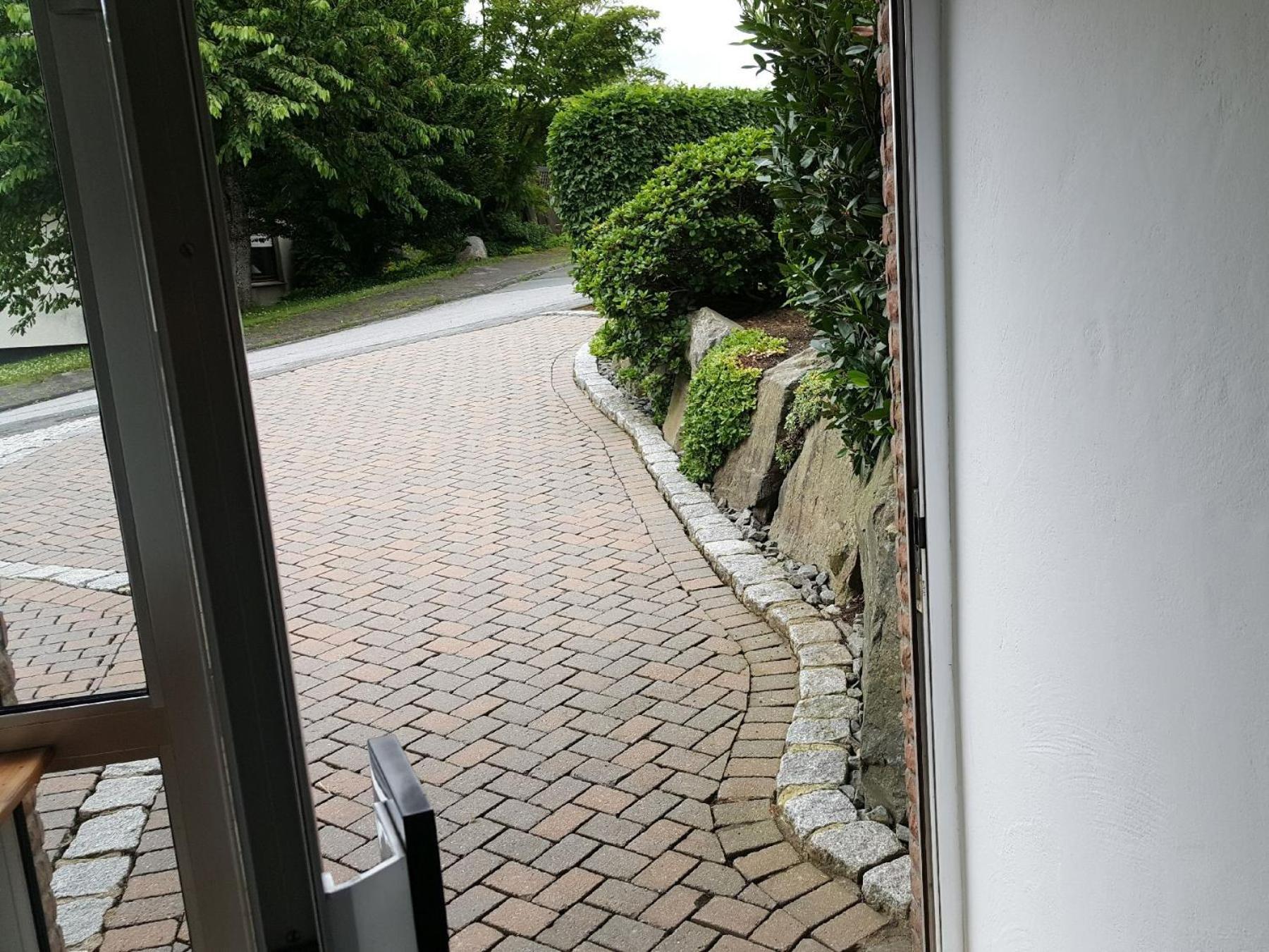 Ferienwohnungen Am Finkenweg Bestwig Exterior foto